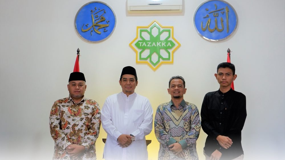 Kunjungan Pimpinan Pondok dan Pembina Yayasan ke Pondok Modern Tazakka