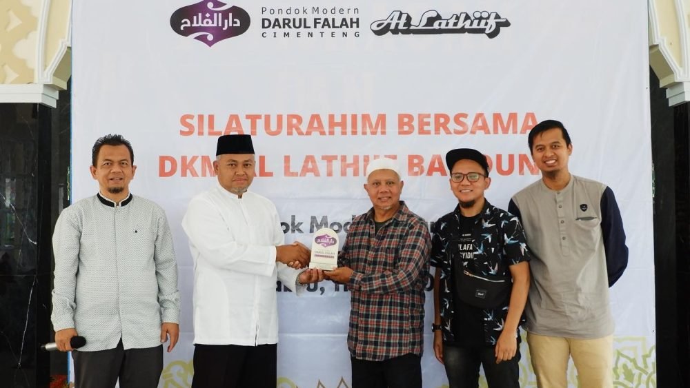 Pondok Modern Darul Falah Kembali Kedatangan Tamu dari DKM Masjid AL- Lattif Bandung, Silaturami Kepada Pimpinan Pondok