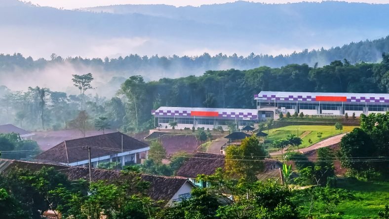 Pondok Modern Darul Falah Cimenteng