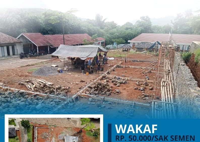 Wakaf Semen Untuk Pembangunan Ruang Belajar