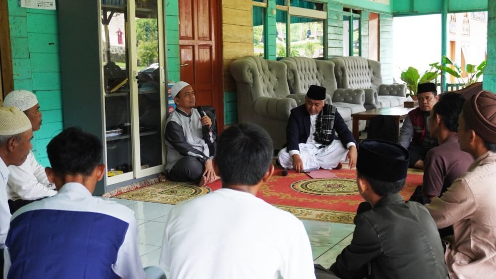 Pembinaan Terhadap Para Pekerja Pondok