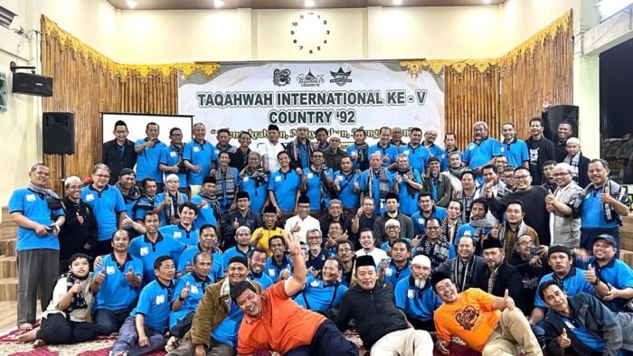 Sambut 1 Abad Gontor, Alumni 92 Adakan Silaturahim Akbar Di Thawalib Padang Panjang