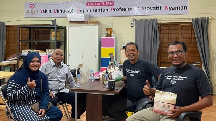 Investasi Leher Ke Atas, Kunci Sukses CV. Yuspin Produsen Pembalut Wanita di Solo Milik Alumni Mantingan 2008