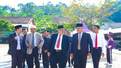Duta Besar Indonesia Untuk Azerbaijan Kunjungi PM Darul Falah Cimenteng