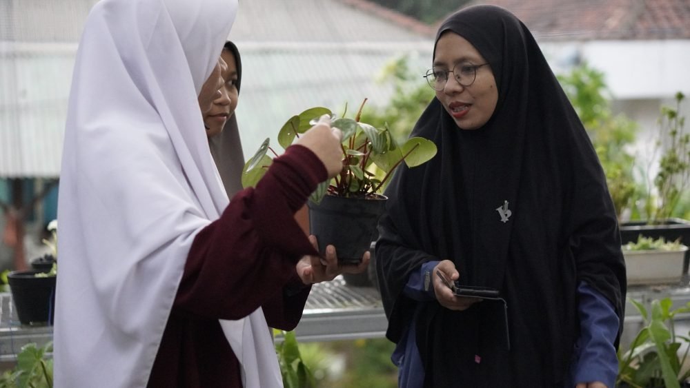 Silaturrahmi Founder CV. Giwin Berkah Al-Ustdzah Rista Eko Muji Lestari Ningsih.