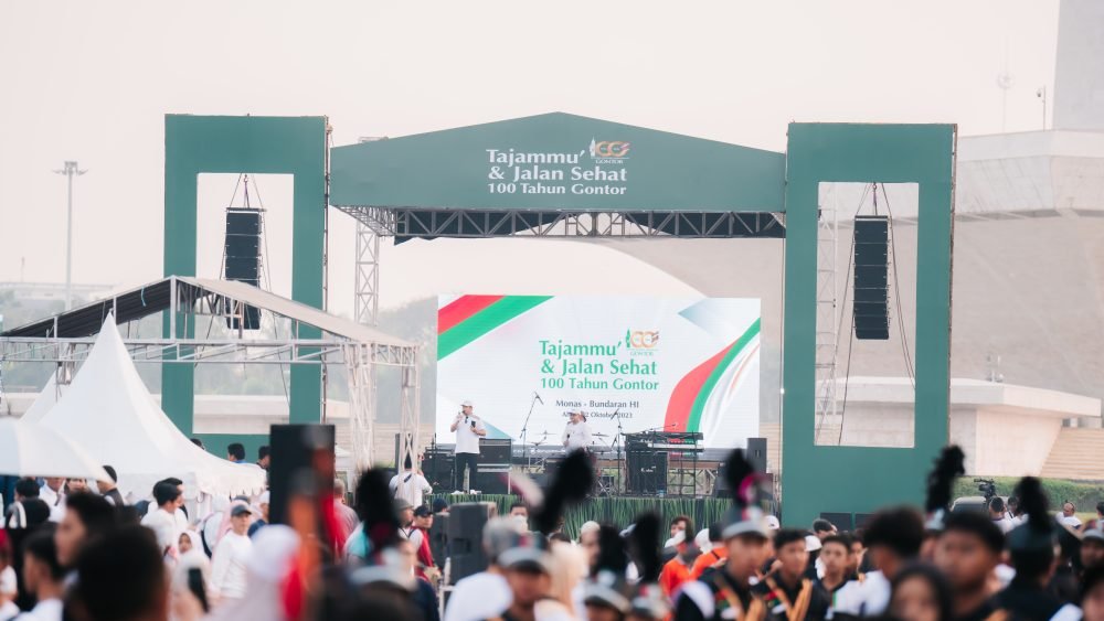 PM Darul Falah Cimenteng Turut Hadir Menyemarakkan Event Tajammu & Jalan Sehat 100 Tahun Gontor di Monas Jakarta