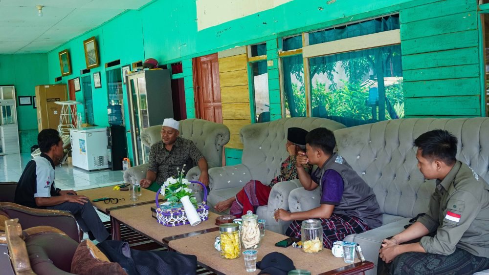 Pondok Pesantren Darul Uluum Subang Studi Banding ke Darul Falah Cimenteng