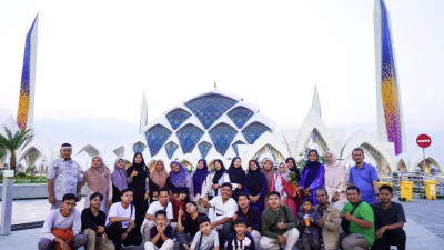 TRIP JALAN BAHAGIA PARA KADER PM DARUL FALAH ADAKAN OUTING KE LEMBANG