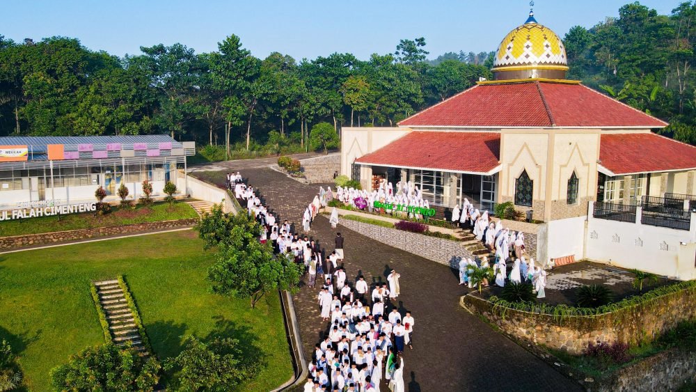 Meriahnya Idul Adha di PM Darul Falah Cimenteng
