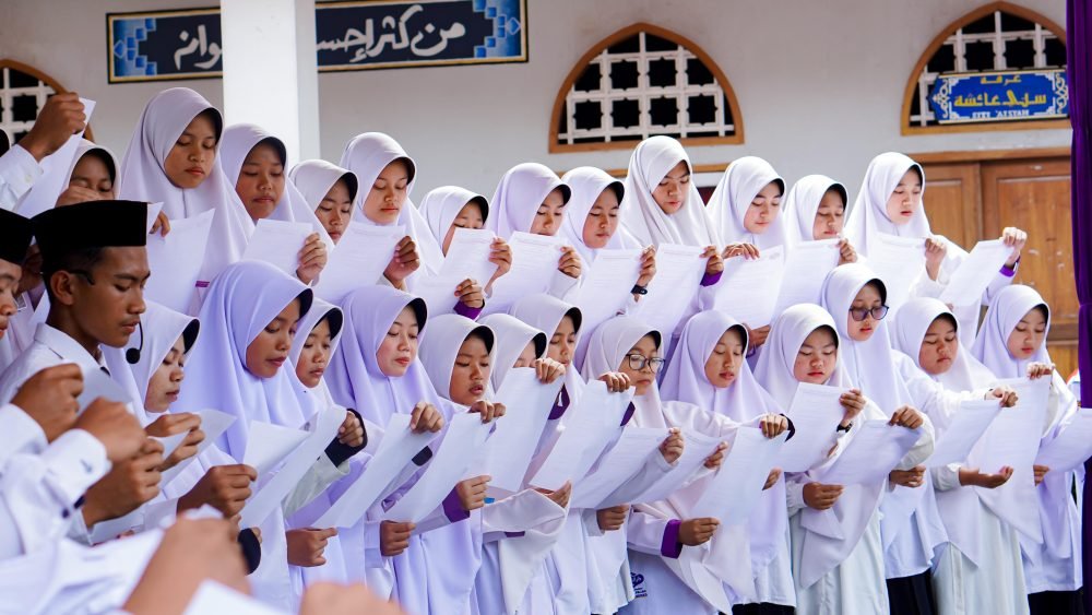 Cetak Generasi Pemimpin, Darul Falah Lantik OPPM Baru