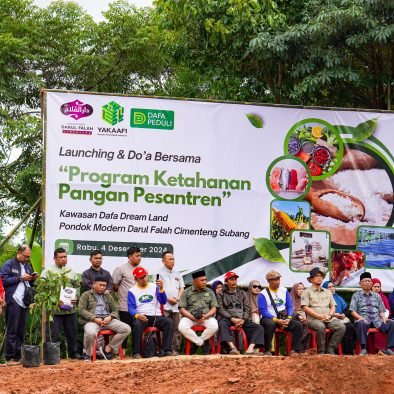 Gulirkan Program Ketahanan Pangan Pesantren, Darul Falah Cimenteng Siapkan Lahan Wakaf 25 Hektar