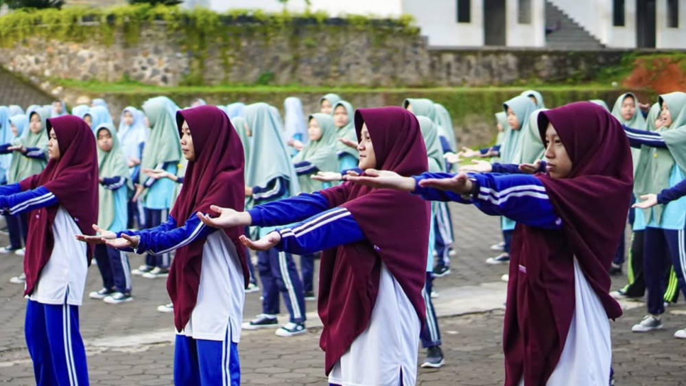 PM Darul Falah Cimenteng Rutin Melaksanakan Kegiatan Olahraga