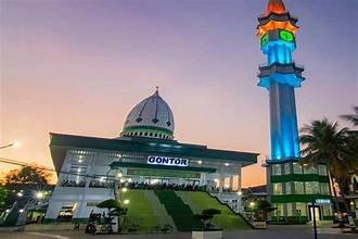 Satu Abad Gontor dan Pertanyaan yang tak Pernah Usai